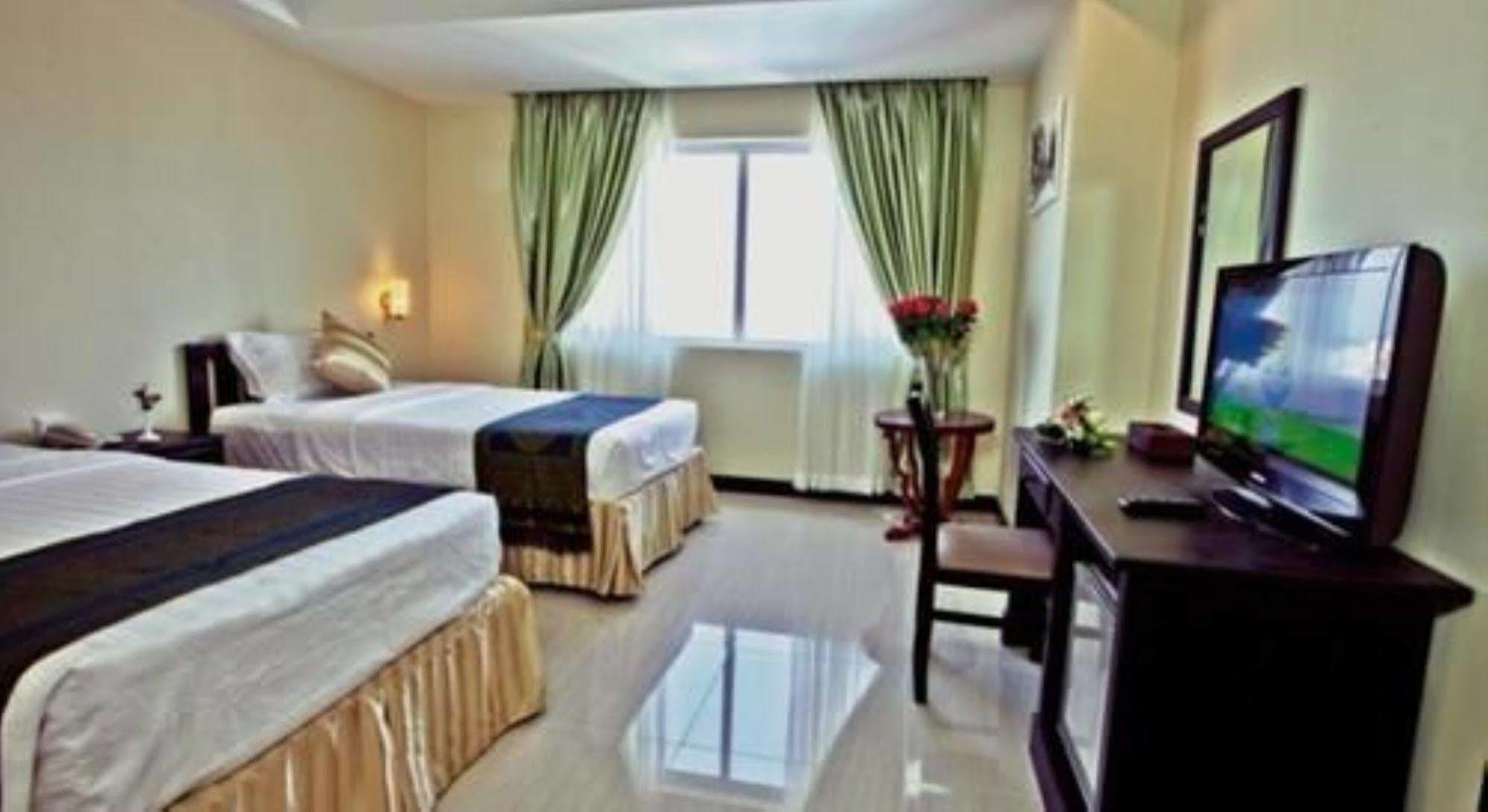 Rumduol Grand Hotel Phnom Penh Eksteriør billede